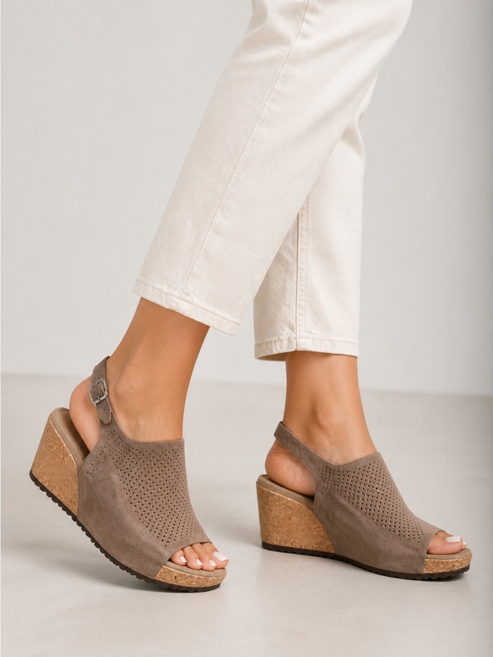 Marina Luna Comfort Platform Wedge Sandals Made in Italy. Size 9